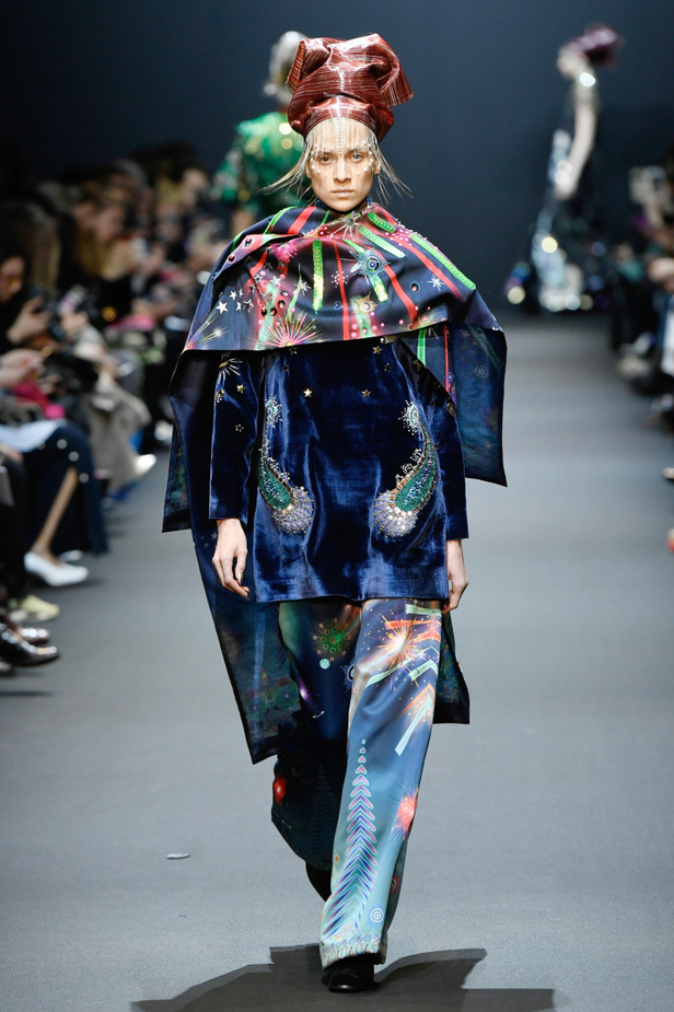 عرض أزياء Manish Arora لخريف وشتاء 2017