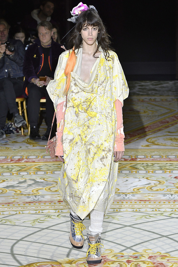 مجموعة فيفيان ويستوود للألبسة الجاهزة لخريف و شتاء 2017