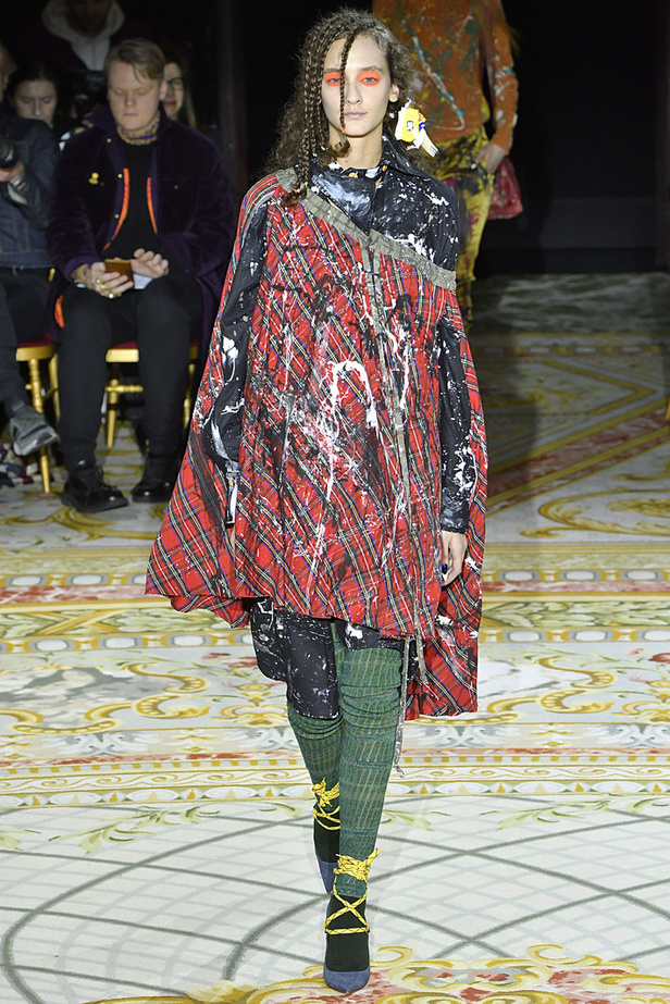 مجموعة فيفيان ويستوود للألبسة الجاهزة لخريف و شتاء 2017