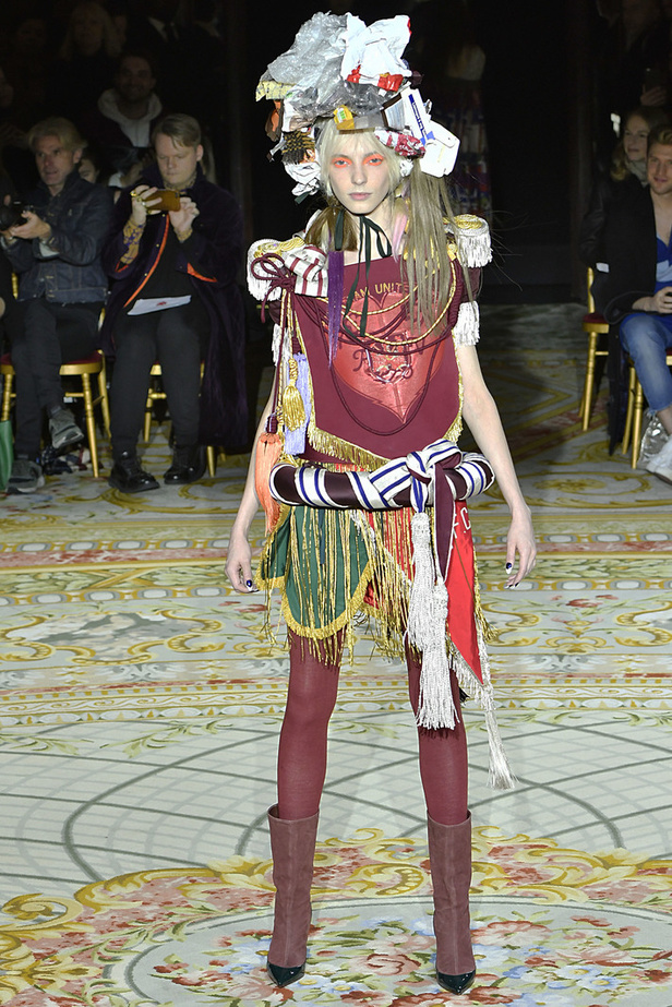 مجموعة فيفيان ويستوود للألبسة الجاهزة لخريف و شتاء 2017