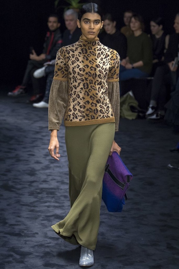 مجموعة لويفي Loewe لخريف وشتاء 2017