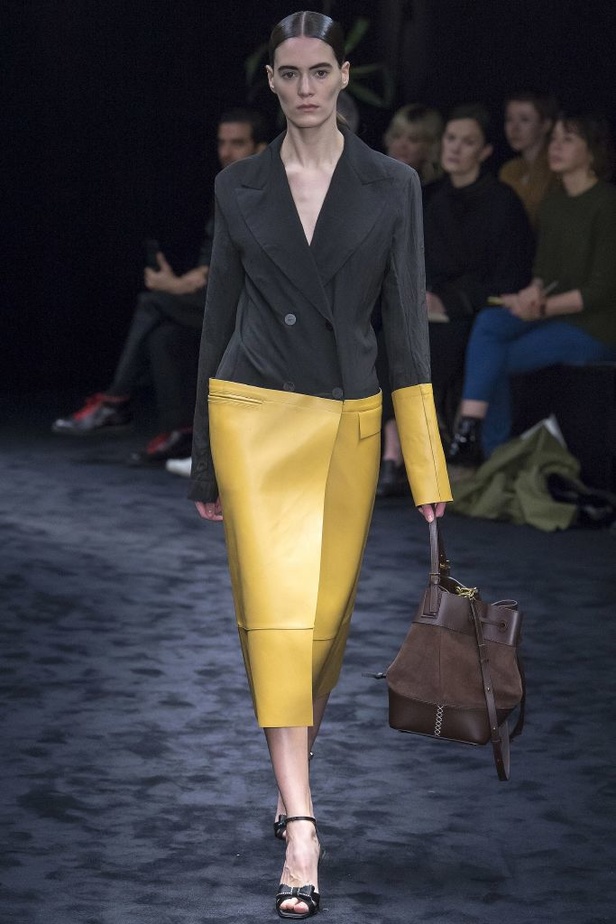 مجموعة لويفي Loewe لخريف وشتاء 2017