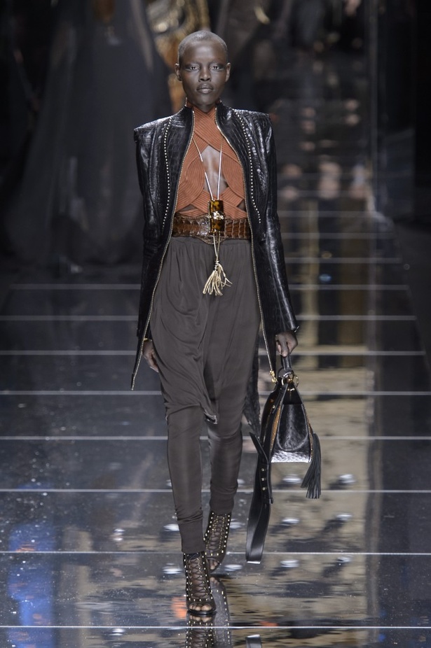 مجموعةBalmain  لخريف وشتاء 2017