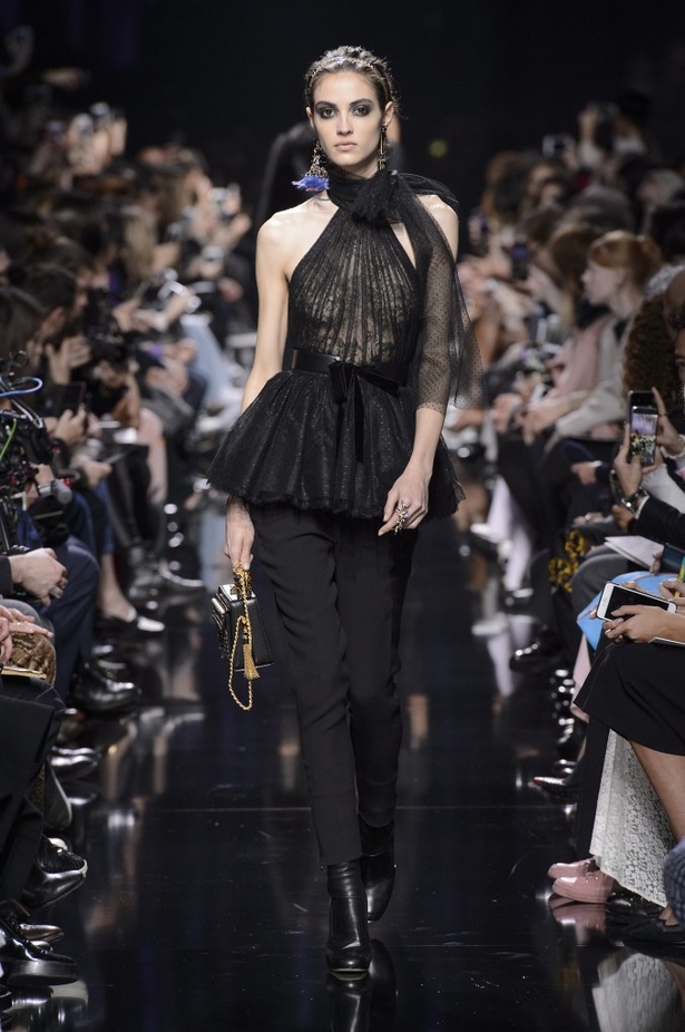 مجموعة إيلي صعب لخريف وشتاء 2017