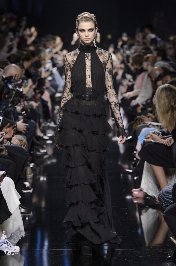 مجموعة إيلي صعب لخريف وشتاء 2017