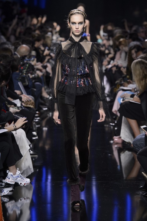 مجموعة إيلي صعب لخريف وشتاء 2017