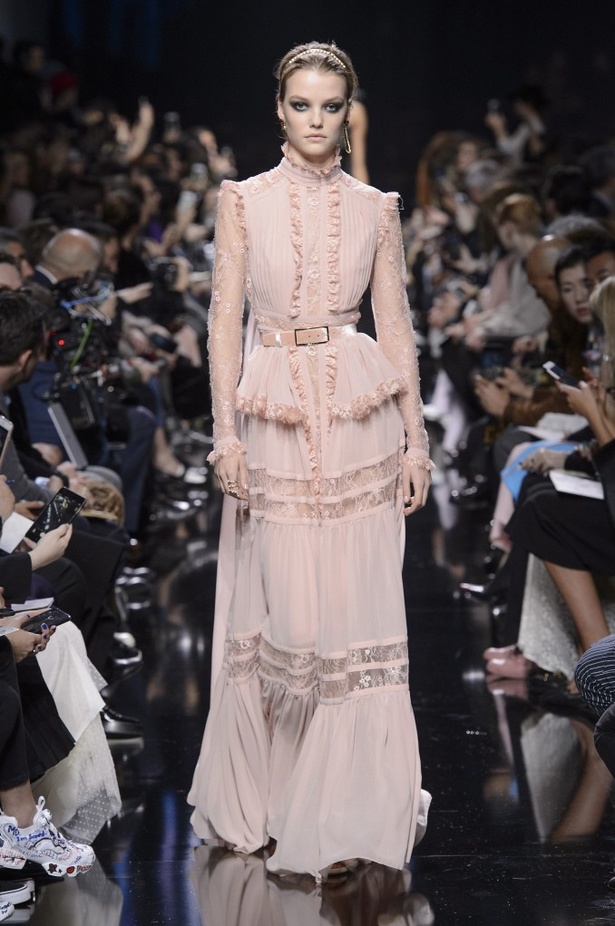 مجموعة إيلي صعب لخريف وشتاء 2017