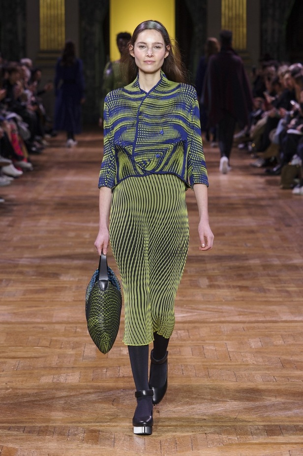مجموعة Issey Miyake لخريف وشتاء 2017
