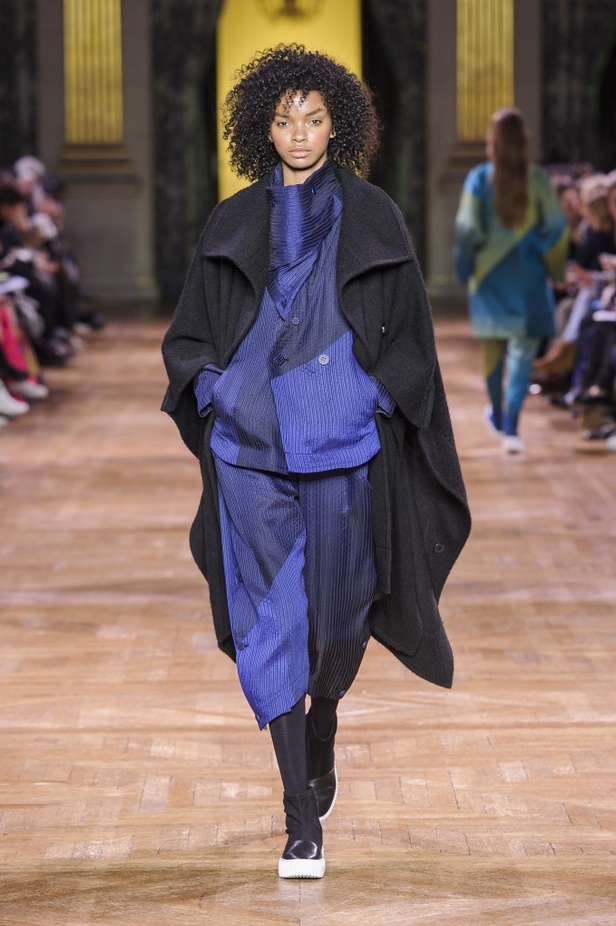 مجموعة Issey Miyake لخريف وشتاء 2017