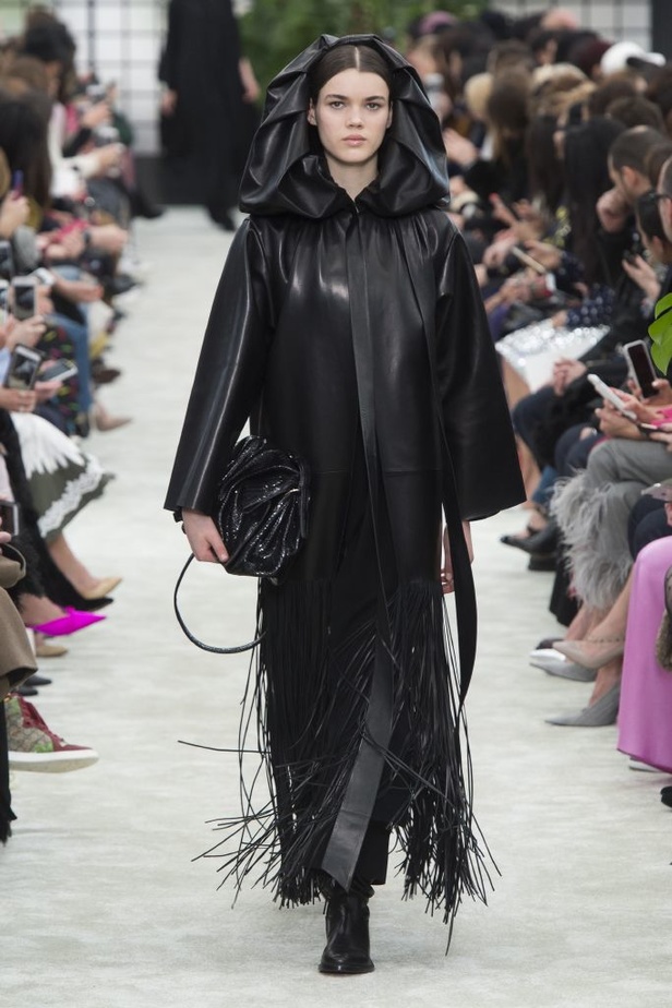 مجموعة Valentino للألبسة الجاهزة لخريف و شتاء 2018