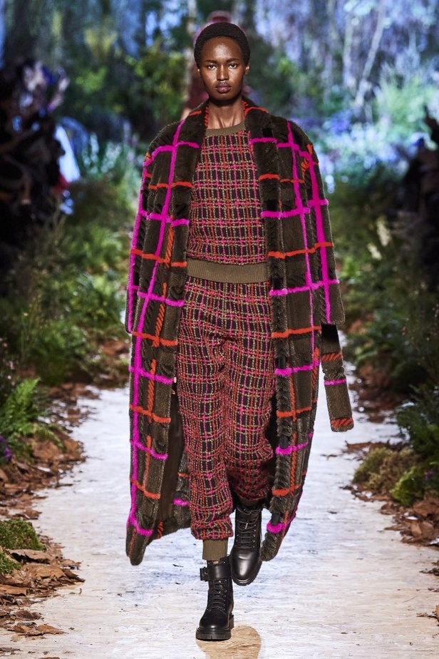 مجموعة "رالف أند روسو" Ralph & Russo لخريف وشتاء 2020 - 2021 