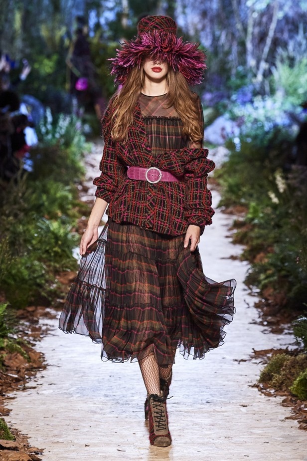 مجموعة "رالف أند روسو" Ralph & Russo لخريف وشتاء 2020 - 2021 