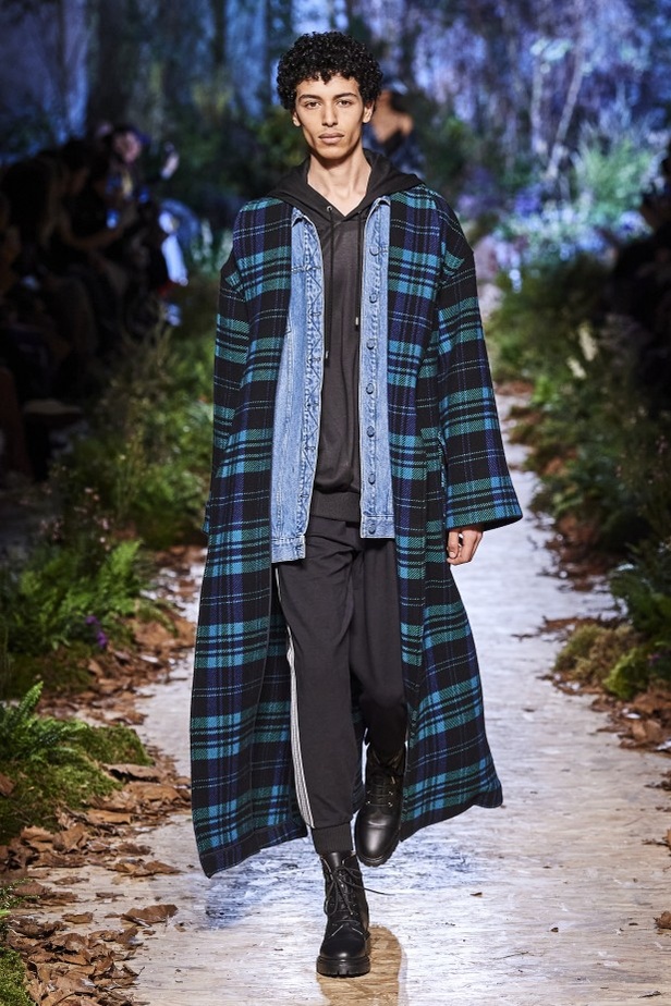 مجموعة "رالف أند روسو" Ralph & Russo لخريف وشتاء 2020 - 2021 