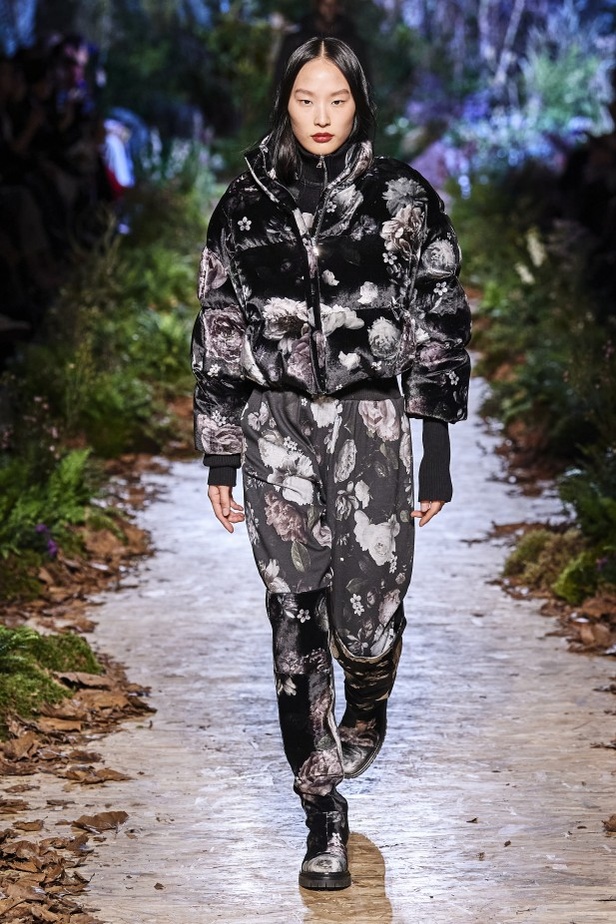 مجموعة "رالف أند روسو" Ralph & Russo لخريف وشتاء 2020 - 2021 