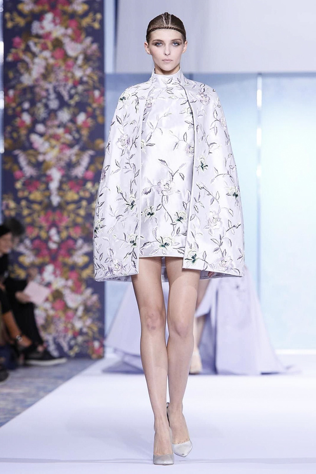 مجموعة Ralph & Russo للأزياء الراقية لخريف 2016