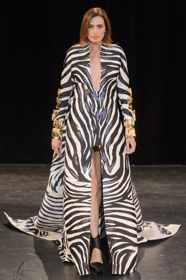 مجموعة Stephane Rolland  للألبسة الفاخرة في باريس