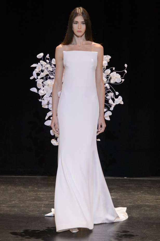 مجموعة Stephane Rolland  للألبسة الفاخرة في باريس