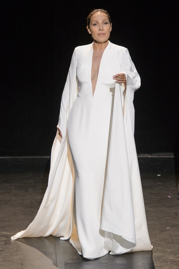 مجموعة Stephane Rolland  للألبسة الفاخرة في باريس