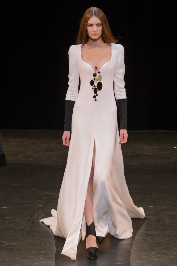 مجموعة Stephane Rolland  للألبسة الفاخرة في باريس