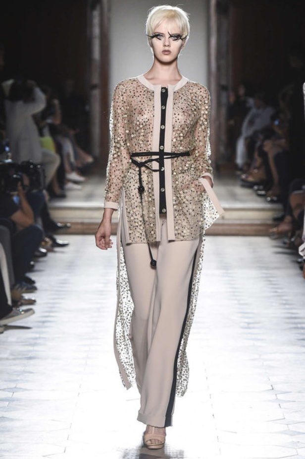 مجموعة جوليان فورنييه للهوت كوتور لموسم خريف وشتاء 2018