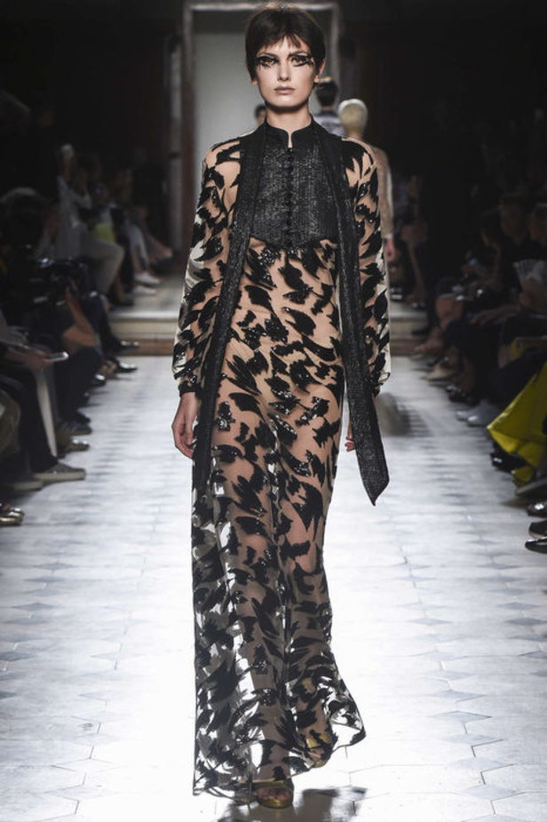 مجموعة جوليان فورنييه للهوت كوتور لموسم خريف وشتاء 2018