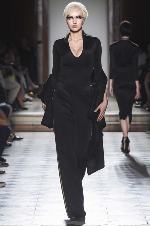 مجموعة جوليان فورنييه للهوت كوتور لموسم خريف وشتاء 2018