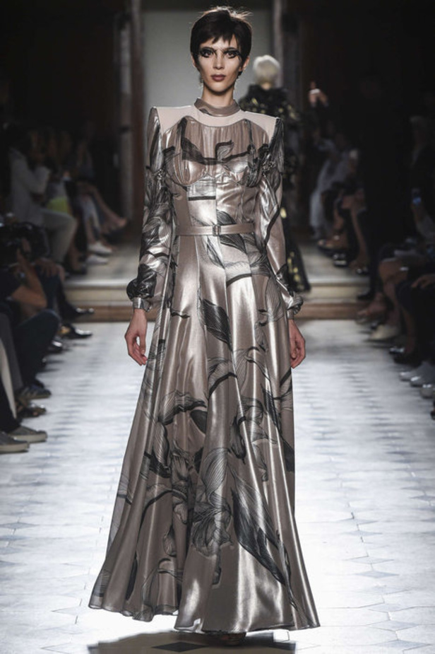 مجموعة جوليان فورنييه للهوت كوتور لموسم خريف وشتاء 2018