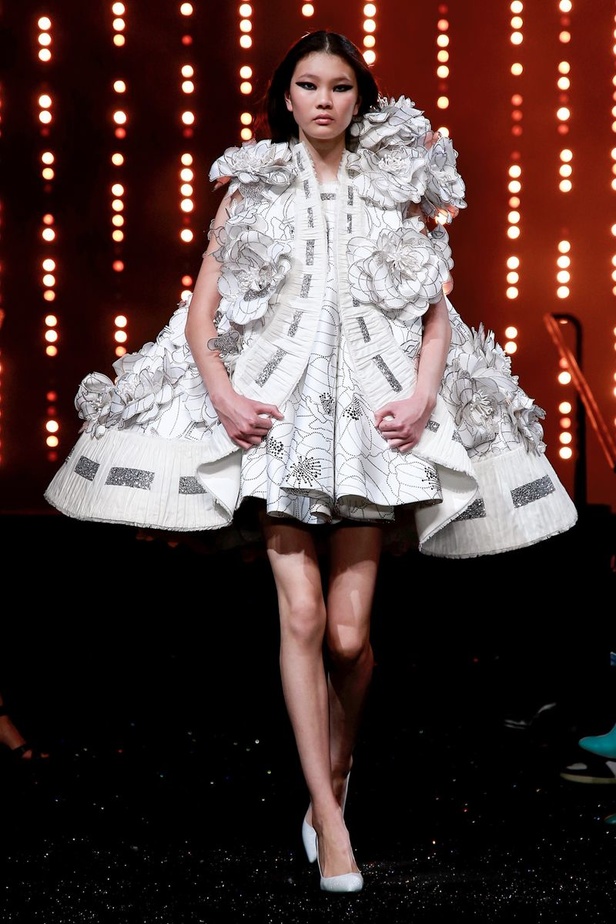 مجموعة فيكتور أند رولف لخريف وشتاء 2018-2019 