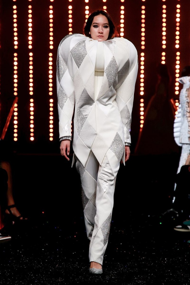 مجموعة فيكتور أند رولف لخريف وشتاء 2018-2019 