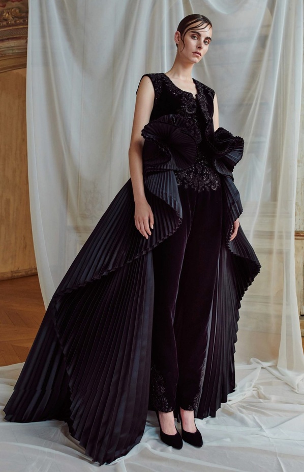 مجموعة Ashi Studio لخريف وشتاء 2018