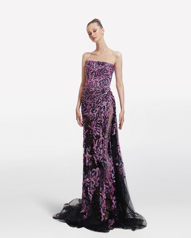 تفاصيل مبهرة في مجموعة طوني ورد من الهوت كوتور لخريف وشتاء 2021 - 2022