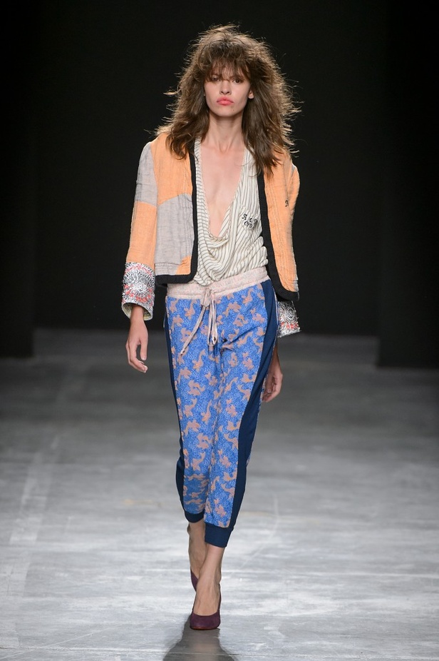 مجموعة “اندريا كرونثالر" لـ "فيفيان ويستوود” لموسم ربيع وصيف 2017