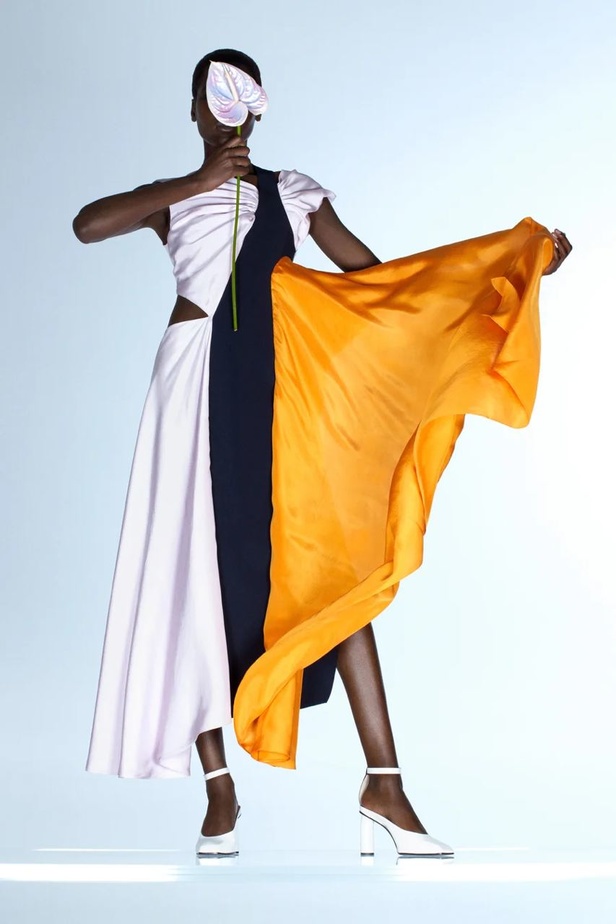 عرض ازياء مجموعة نينا ريتشي  Nina Ricci لربيع وصيف 2021 