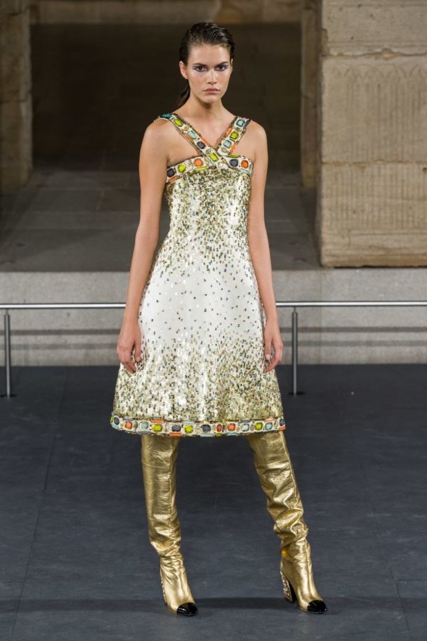 مجموعة شانيل لما قبل خريف 2019 تجمع بين الأناقة المصرية وسحر نيويورك