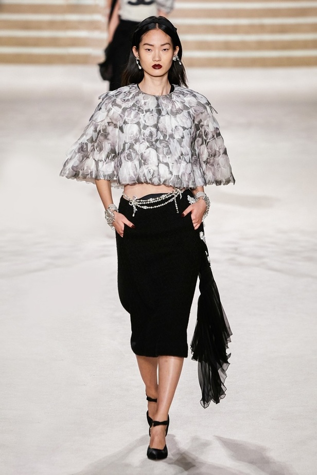 مجموعة شانيل Métiers d’Art 2020... تصاميم خالدة بلمسة عصريّة