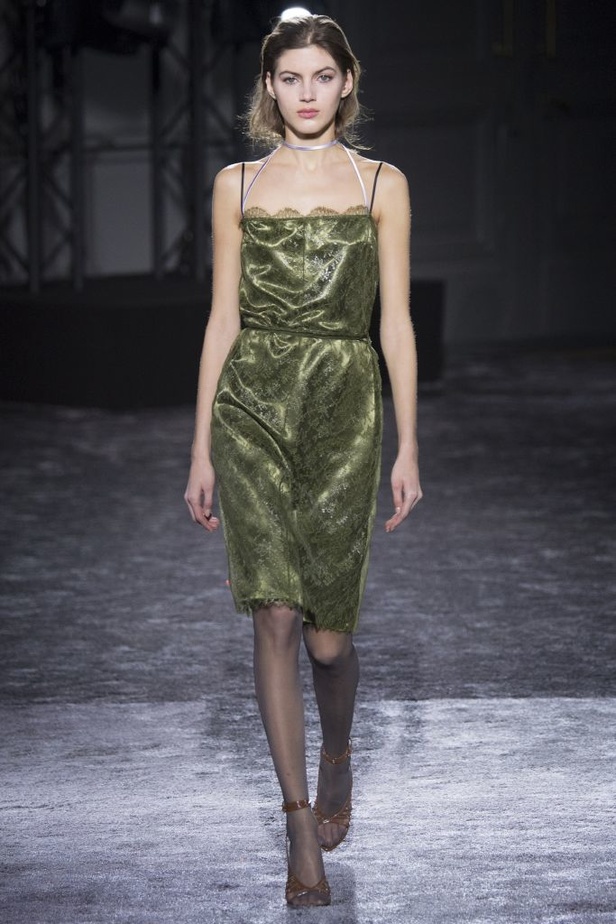 عرض نينا ريتشي لخريف وشتاء 2016-2017