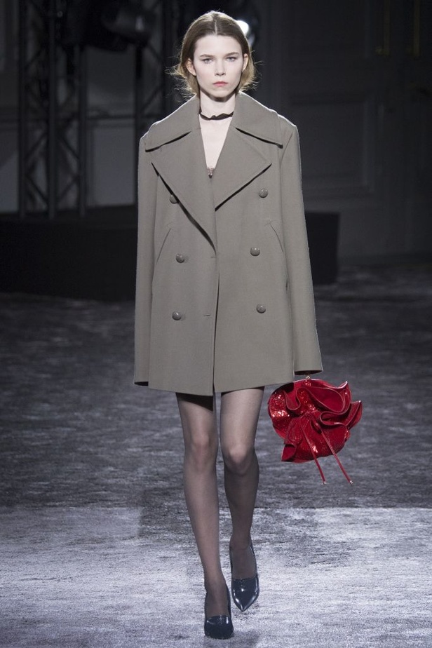 عرض نينا ريتشي لخريف وشتاء 2016-2017