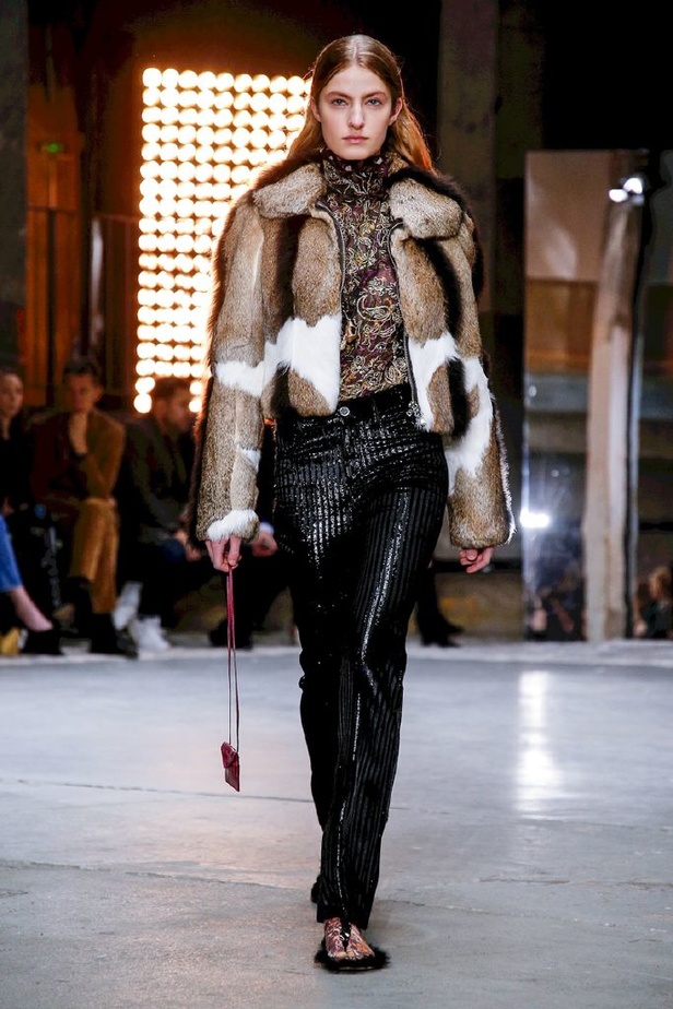 عرض ازياء جيامباتيستا فالي لموسم خريف وشتاء 2018