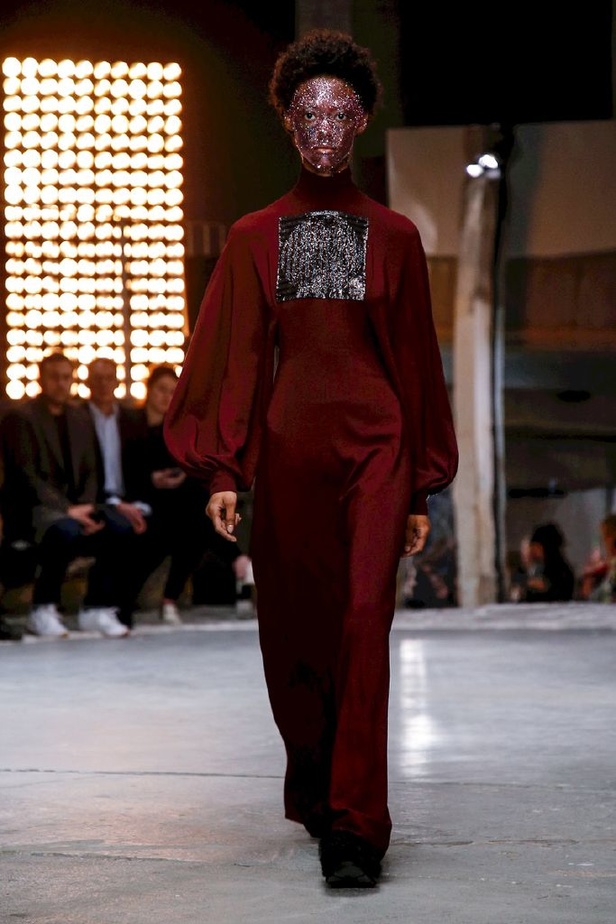 عرض ازياء جيامباتيستا فالي لموسم خريف وشتاء 2018