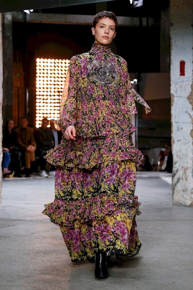 عرض ازياء جيامباتيستا فالي لموسم خريف وشتاء 2018