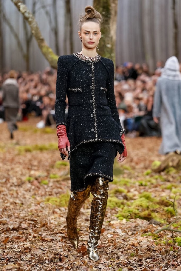 مجموعة شانيل لخريف 2018 تنقلنا الى أحضان الطبيعة الخلابة