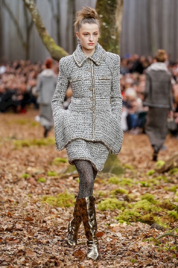 مجموعة شانيل لخريف 2018 تنقلنا الى أحضان الطبيعة الخلابة