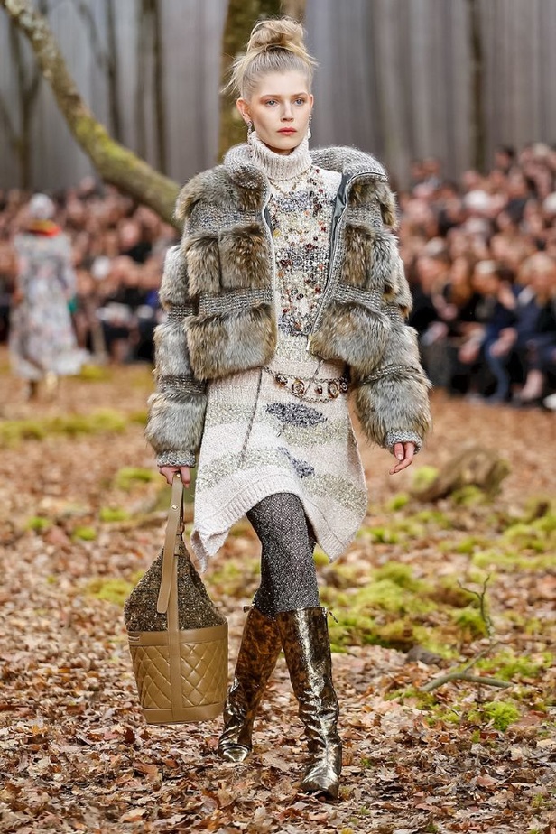 مجموعة شانيل لخريف 2018 تنقلنا الى أحضان الطبيعة الخلابة