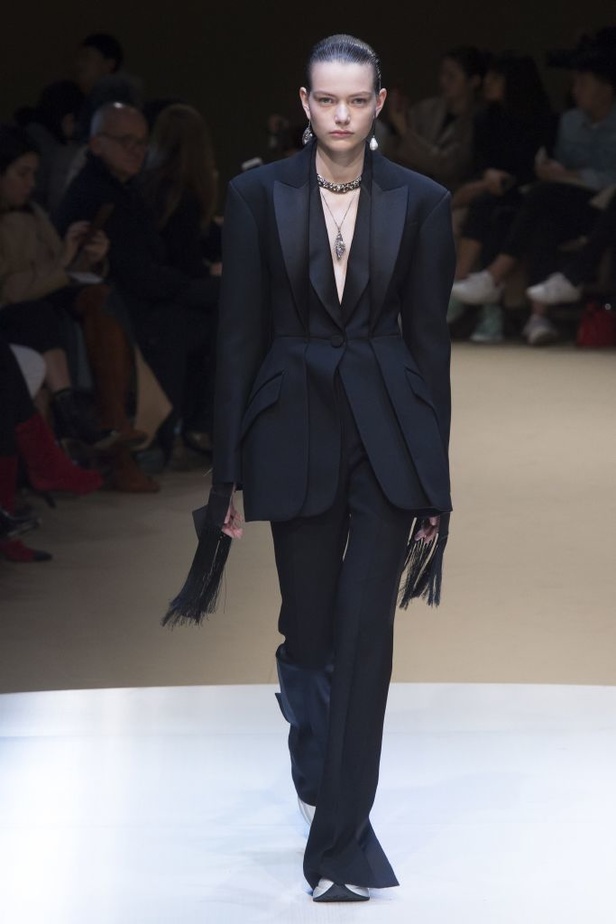 مجموعة Alexander McQueen لخريف و شتاء 2018