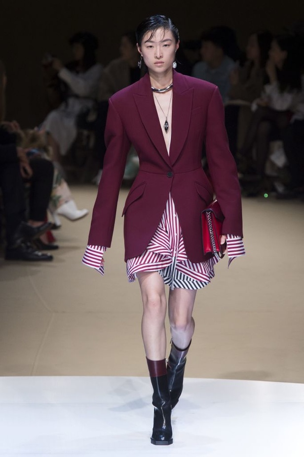 مجموعة Alexander McQueen لخريف و شتاء 2018