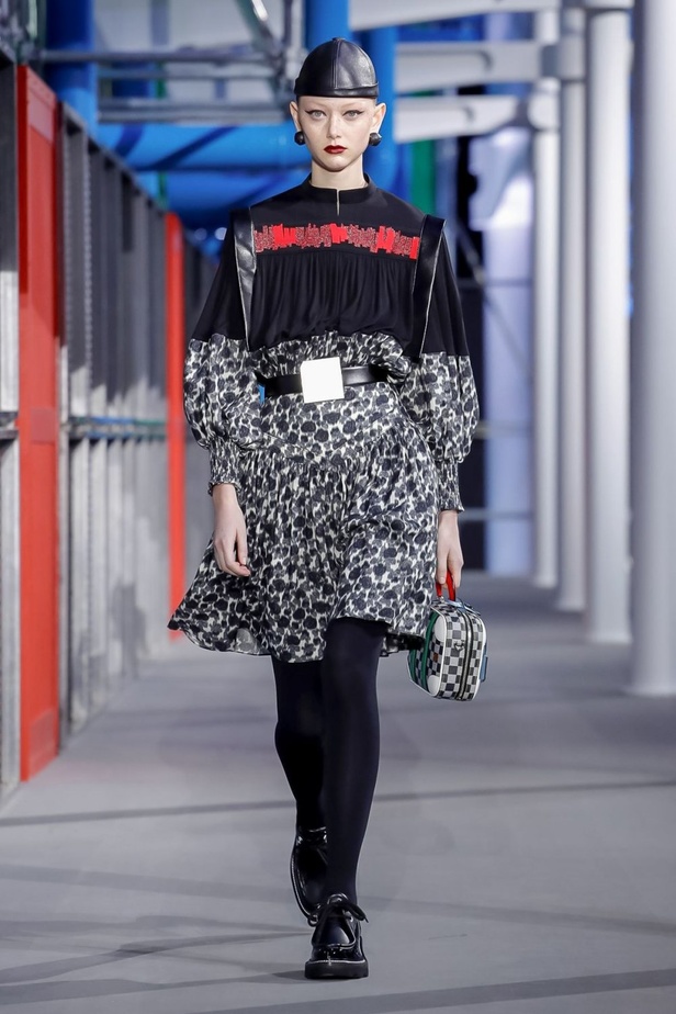 عرض أزياء لويس فويتون لخريف وشتاء 2019