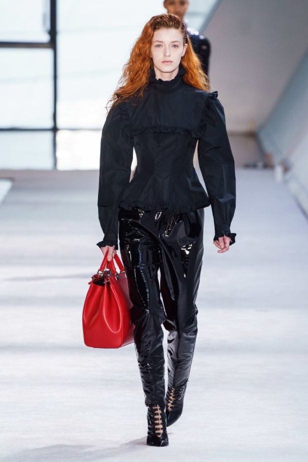 مجموعة Giambattista Valli للألبسة الجاهزة لخريف 2019