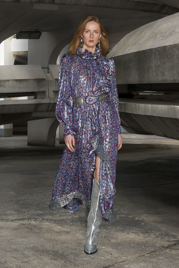 عرض أزياء دار Isabel Marant لخريف وشتاء 2021-2022