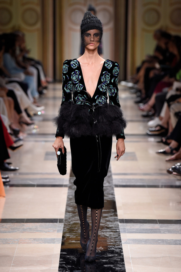 مجموعة Giorgio Armani Prive للأزياء الراقية لشتاء 2018 !