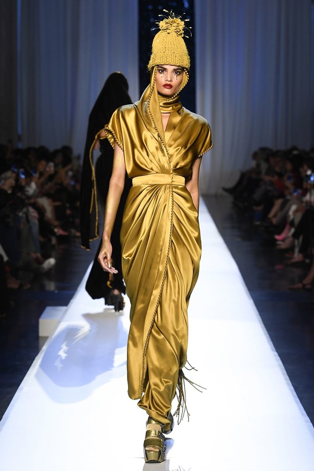 مجموعة "جان بول غوتييه" للهوت كوتور لخريف 2017